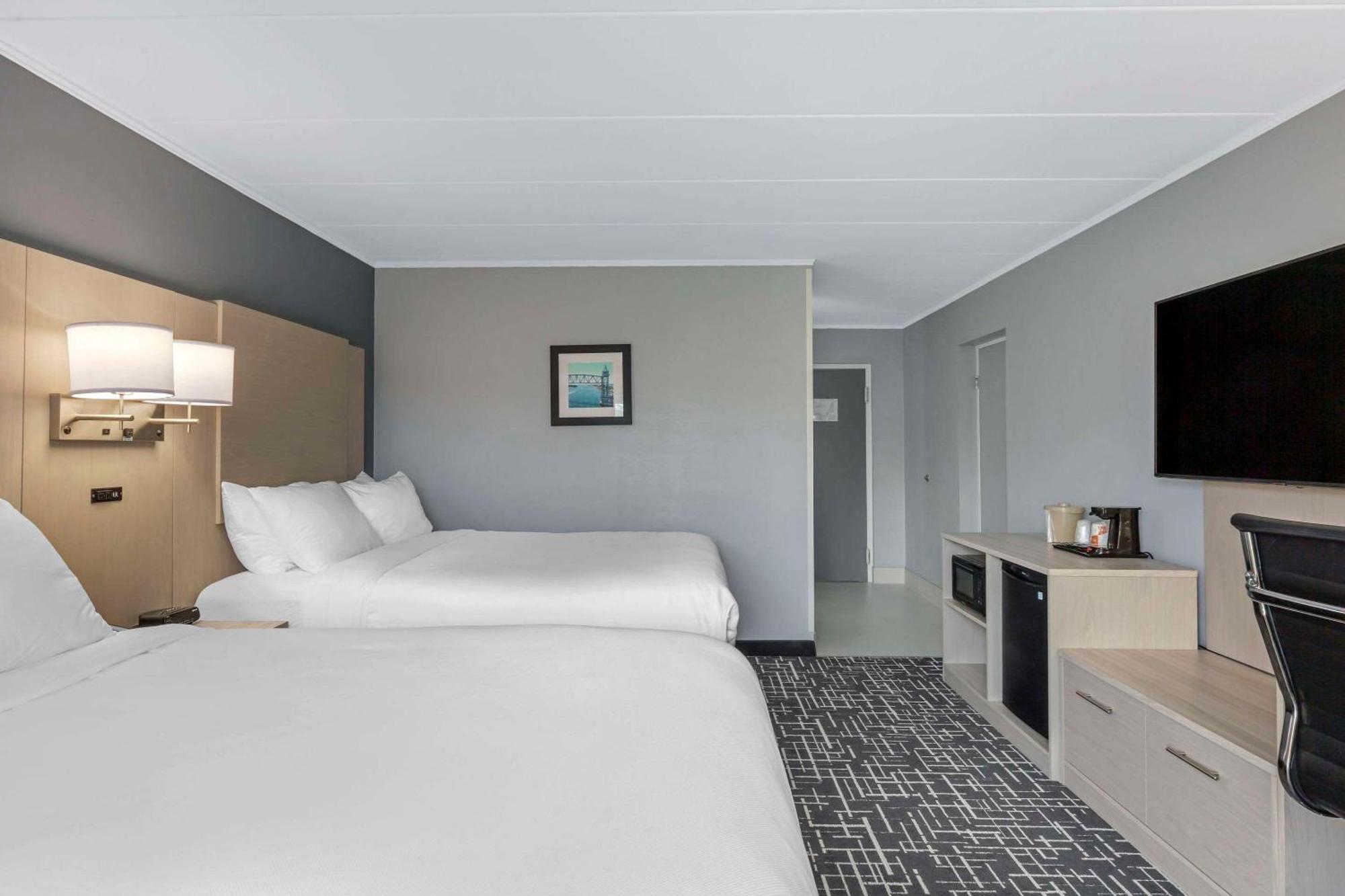 Comfort Inn Hyannis - Cape Cod Kültér fotó