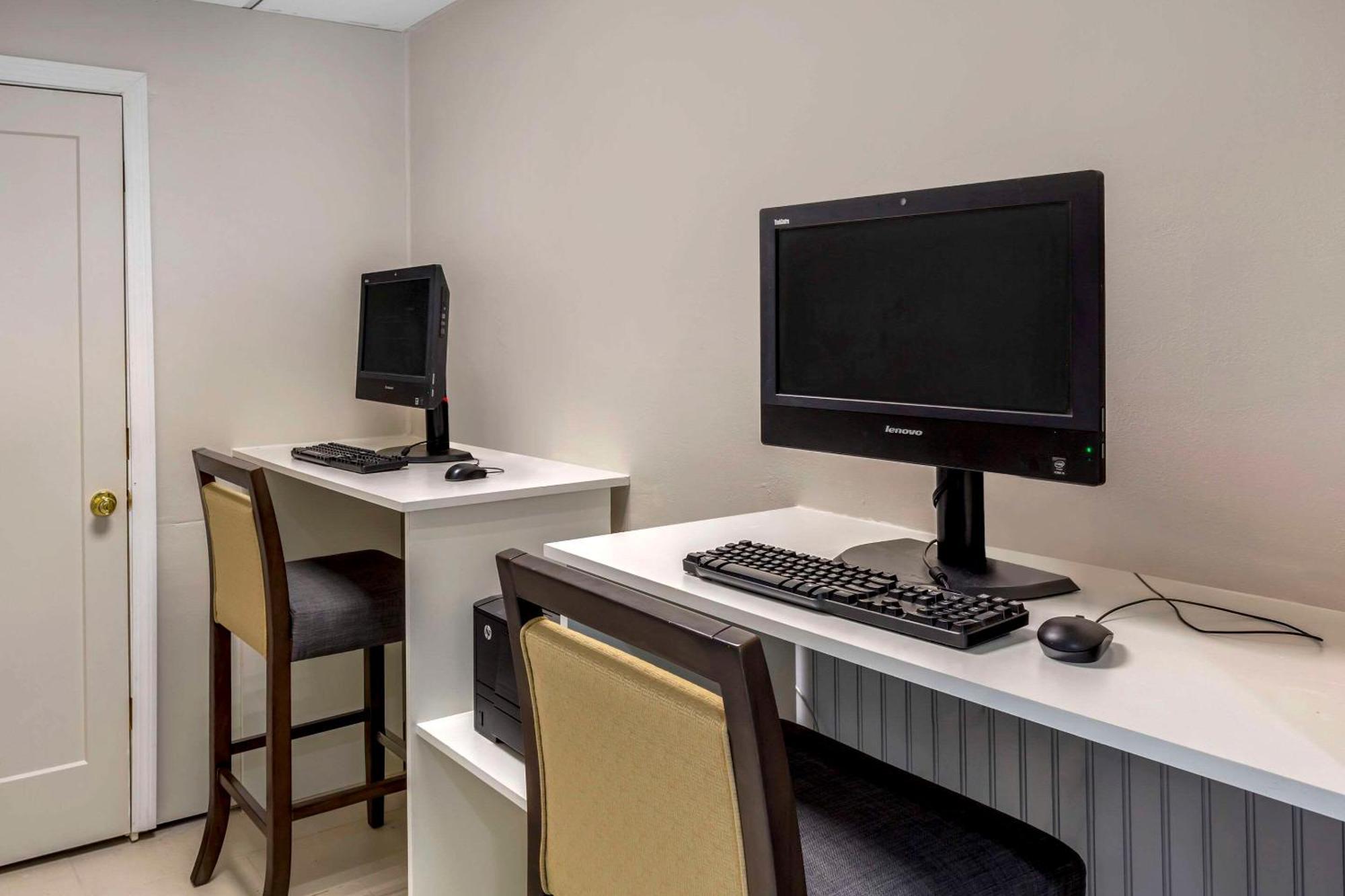 Comfort Inn Hyannis - Cape Cod Kültér fotó