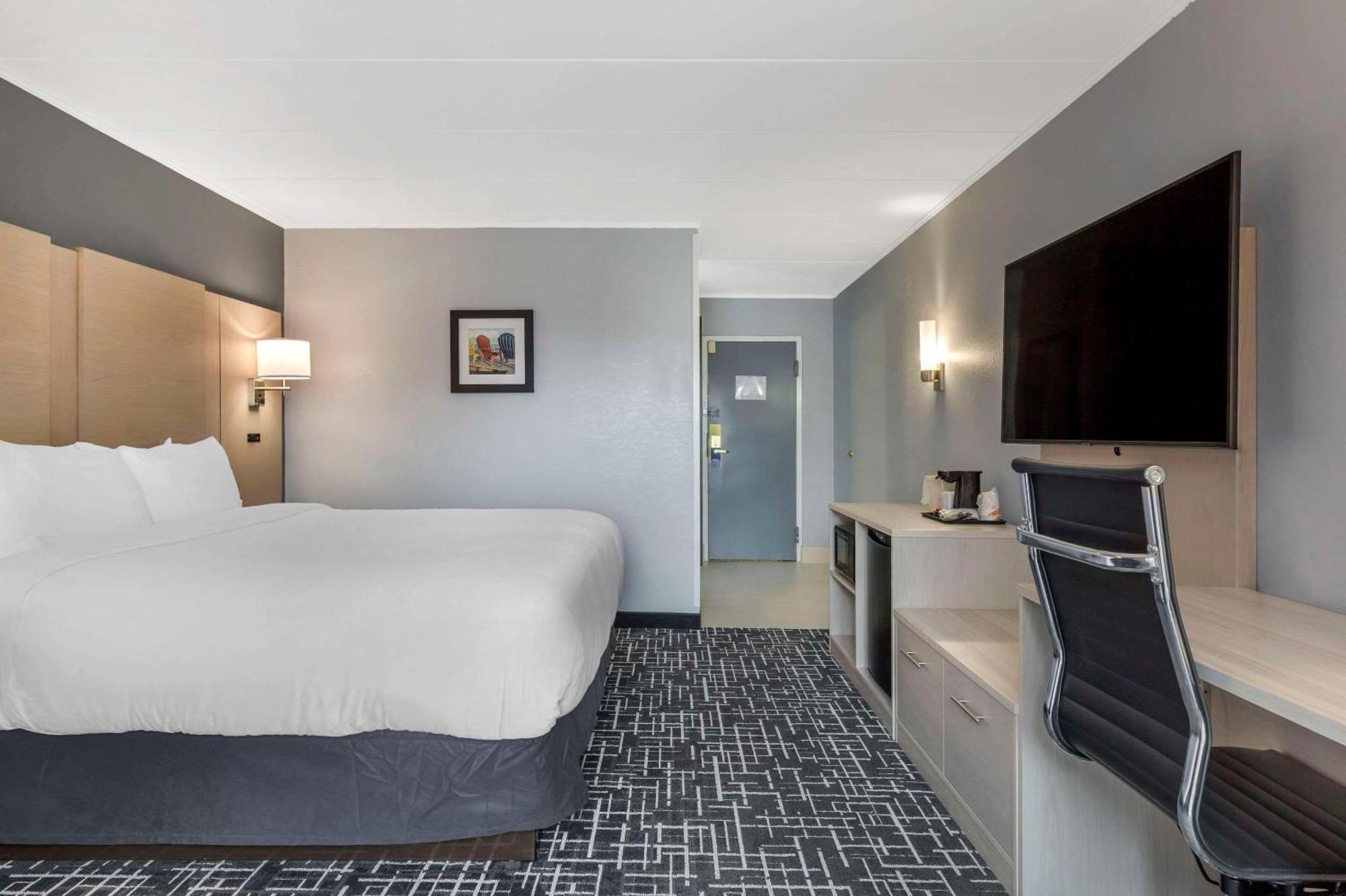 Comfort Inn Hyannis - Cape Cod Kültér fotó