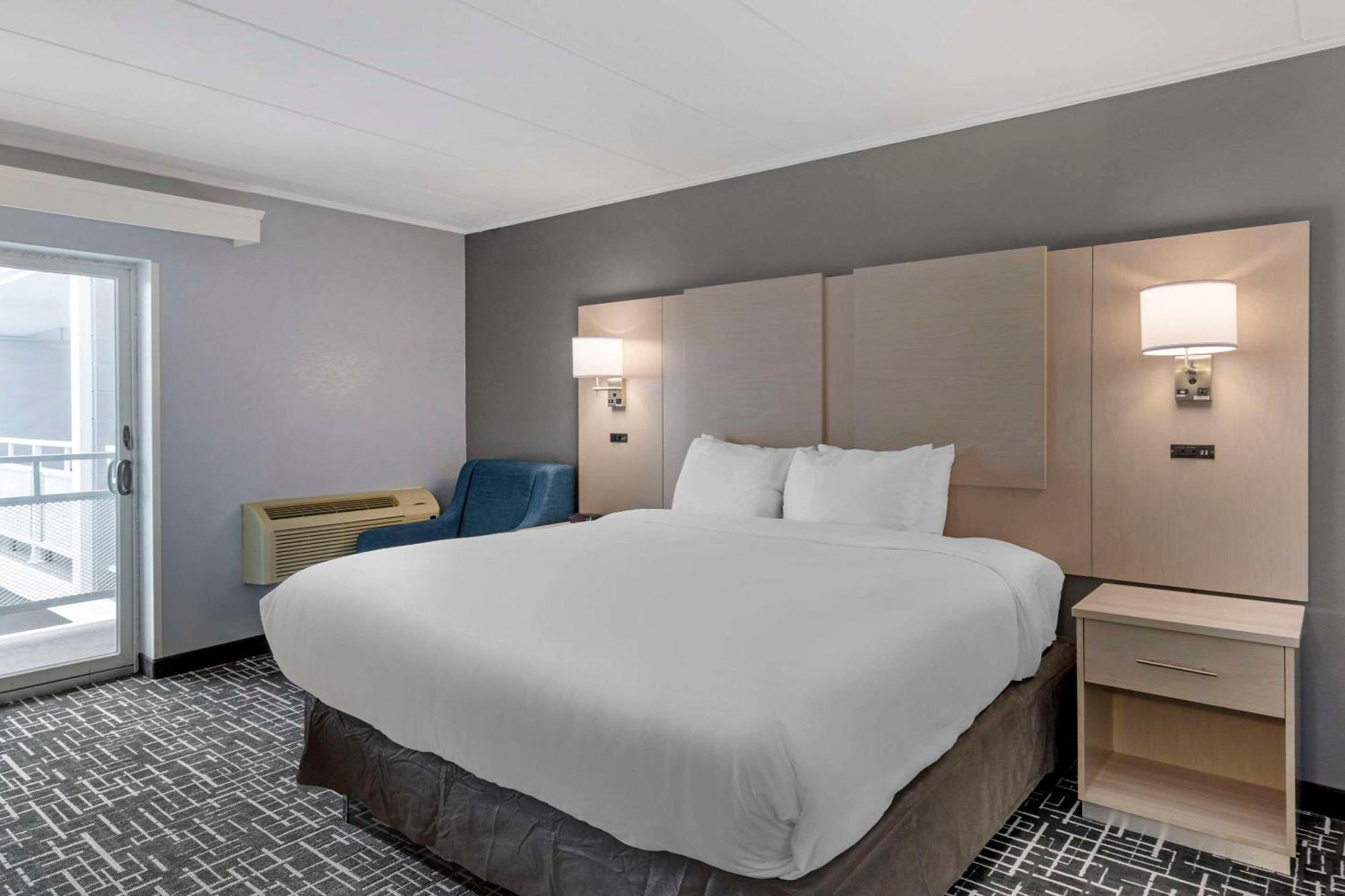 Comfort Inn Hyannis - Cape Cod Kültér fotó